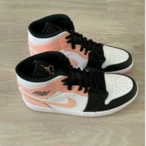 Size 8M Air Jordan 1 Mid Arctic Orange Black Toe MPN 554724-133